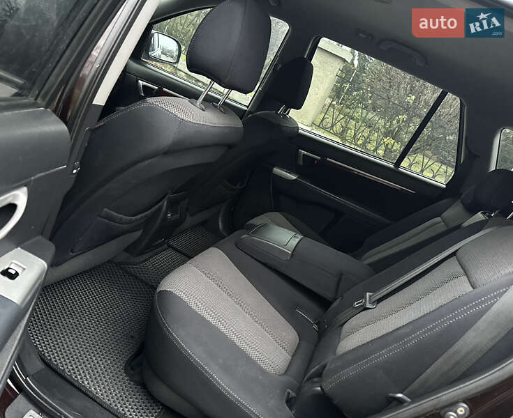 Позашляховик / Кросовер Hyundai Santa FE 2006 в Умані