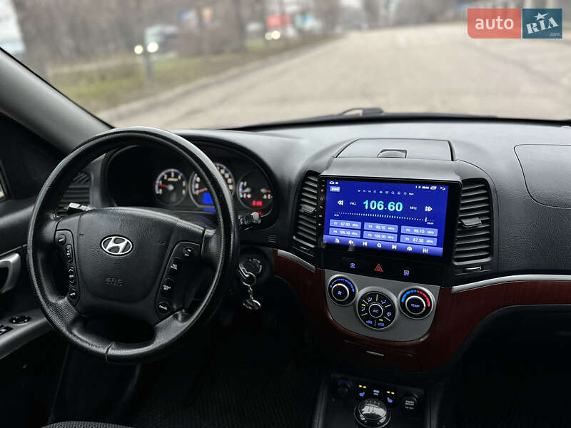 Позашляховик / Кросовер Hyundai Santa FE 2006 в Умані