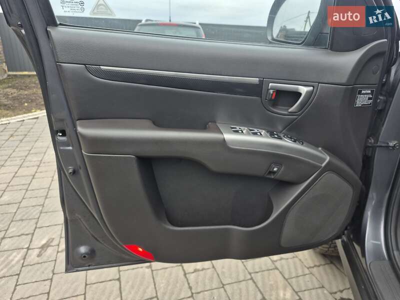 Позашляховик / Кросовер Hyundai Santa FE 2010 в Луцьку