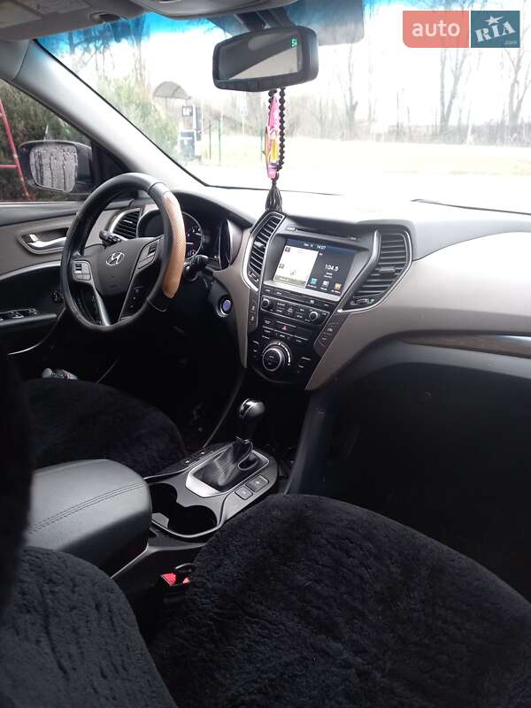 Позашляховик / Кросовер Hyundai Santa FE 2016 в Хмельницькому