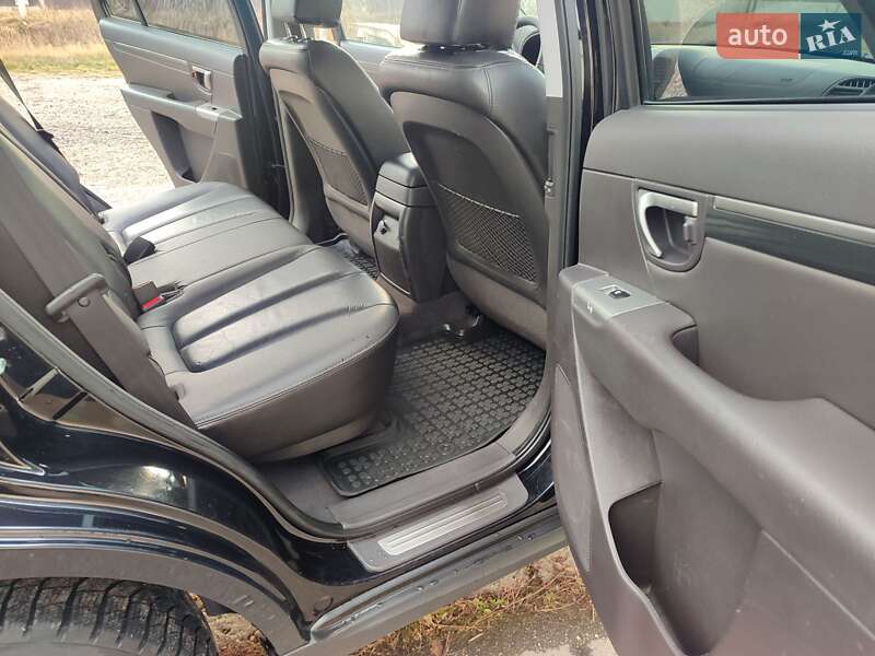 Позашляховик / Кросовер Hyundai Santa FE 2010 в Івано-Франківську