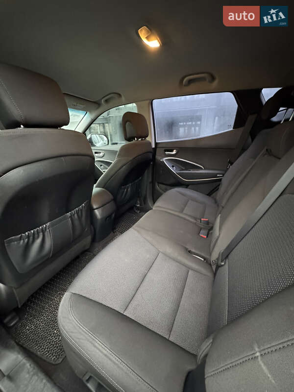 Позашляховик / Кросовер Hyundai Santa FE 2017 в Чернігові фото 13 Позашляховик / Кросовер Hyundai Santa FE 2017 в Чернігові