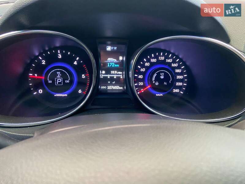 Позашляховик / Кросовер Hyundai Santa FE 2013 в Вінниці