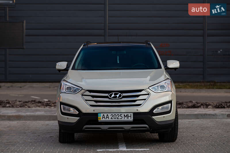 Позашляховик / Кросовер Hyundai Santa FE 2013 в Києві