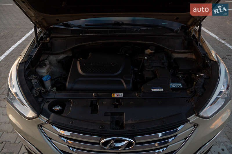 Позашляховик / Кросовер Hyundai Santa FE 2013 в Києві