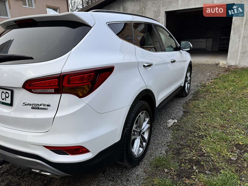 Позашляховик / Кросовер Hyundai Santa FE 2016 в Кам'янець-Подільському