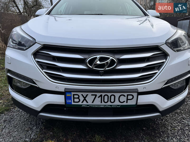 Позашляховик / Кросовер Hyundai Santa FE 2016 в Кам'янець-Подільському