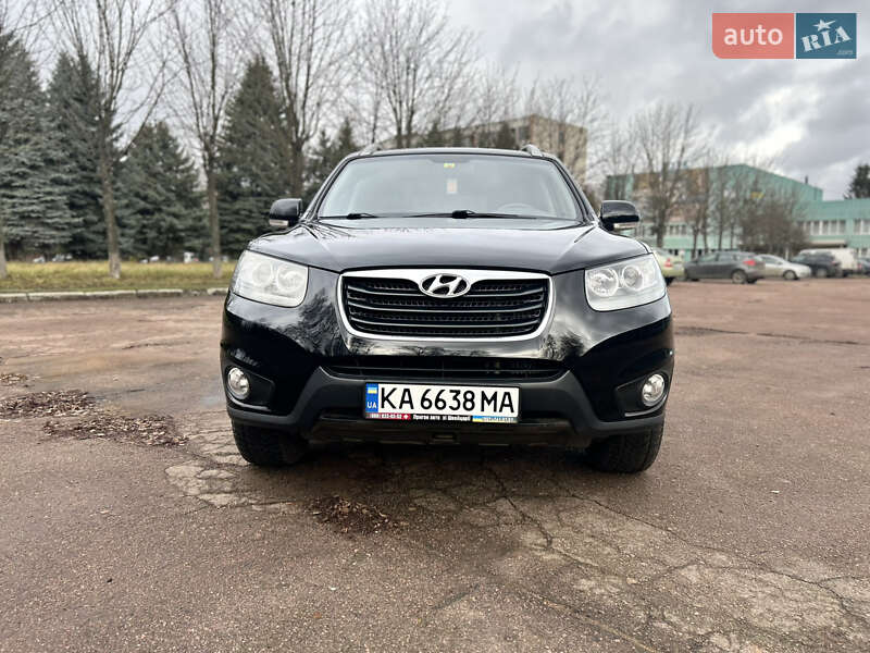 Внедорожник / Кроссовер Hyundai Santa FE 2011 в Житомире