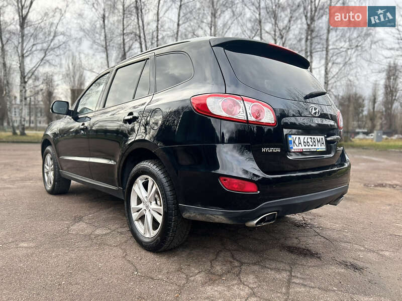 Внедорожник / Кроссовер Hyundai Santa FE 2011 в Житомире