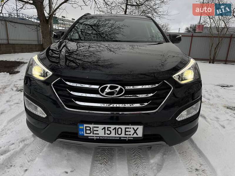 Внедорожник / Кроссовер Hyundai Santa FE 2013 в Киеве