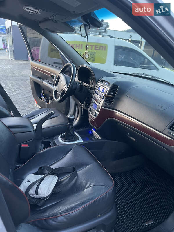 Позашляховик / Кросовер Hyundai Santa FE 2007 в Ужгороді