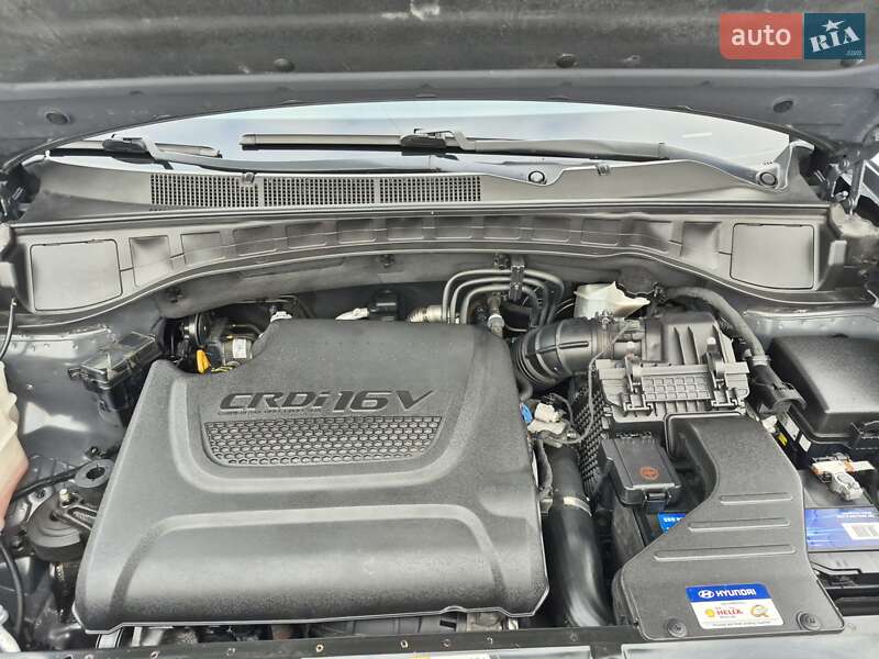 Позашляховик / Кросовер Hyundai Santa FE 2012 в Рівному