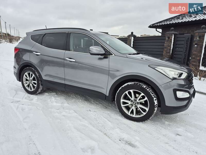 Позашляховик / Кросовер Hyundai Santa FE 2012 в Рівному