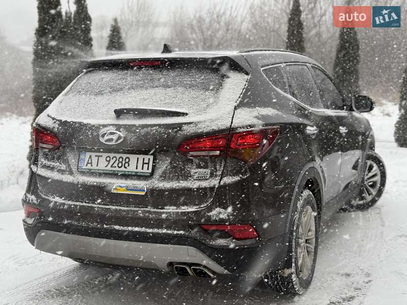 Позашляховик / Кросовер Hyundai Santa FE 2017 в Коломиї