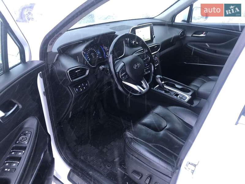 Внедорожник / Кроссовер Hyundai Santa FE 2020 в Полтаве
