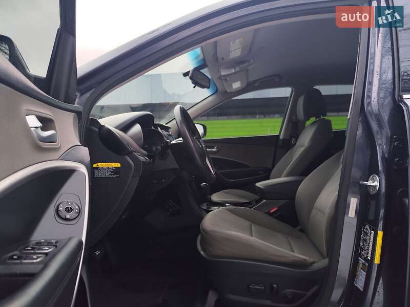 Позашляховик / Кросовер Hyundai Santa FE 2015 в Києві