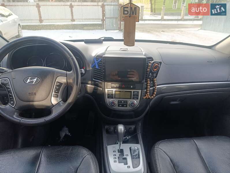 Позашляховик / Кросовер Hyundai Santa FE 2011 в Чернівцях фото 18 Позашляховик / Кросовер Hyundai Santa FE 2011 в Чернівцях