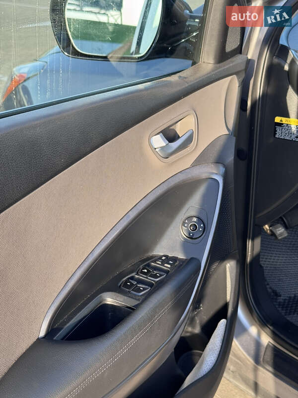 Внедорожник / Кроссовер Hyundai Santa FE 2014 в Одессе