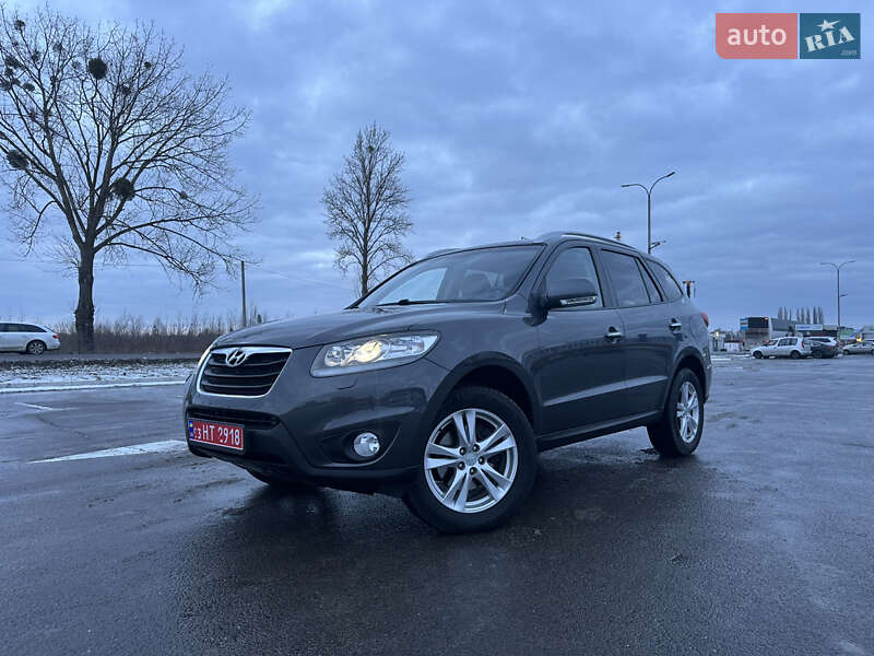 Внедорожник / Кроссовер Hyundai Santa FE 2010 в Луцке