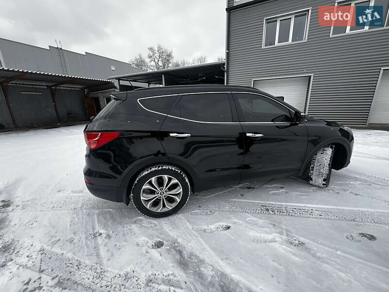 Внедорожник / Кроссовер Hyundai Santa FE 2013 в Киеве
