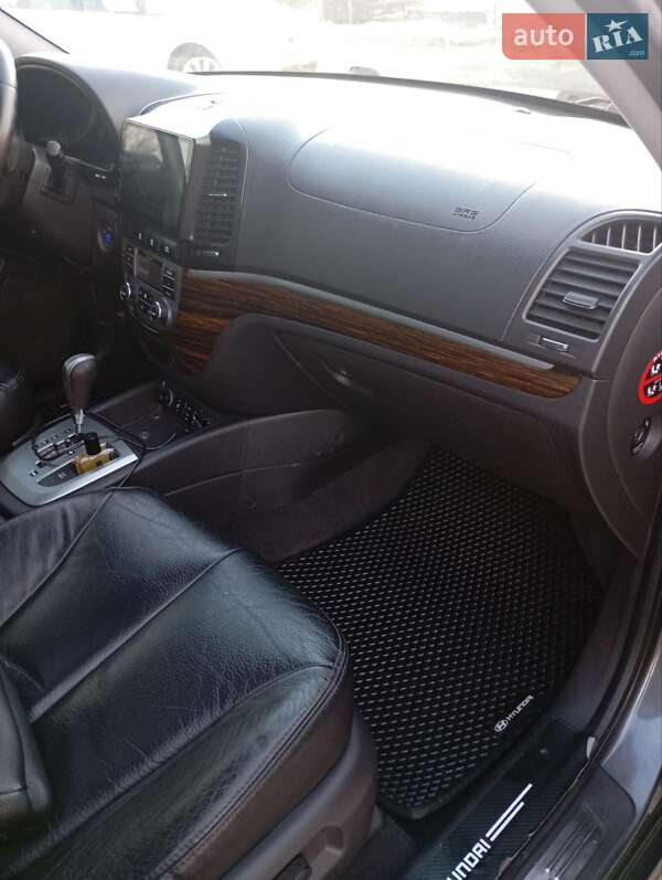 Позашляховик / Кросовер Hyundai Santa FE 2011 в Банилові