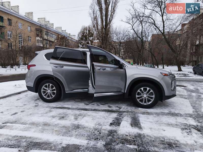 Позашляховик / Кросовер Hyundai Santa FE 2020 в Харкові