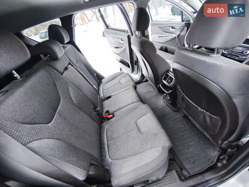 Позашляховик / Кросовер Hyundai Santa FE 2020 в Харкові