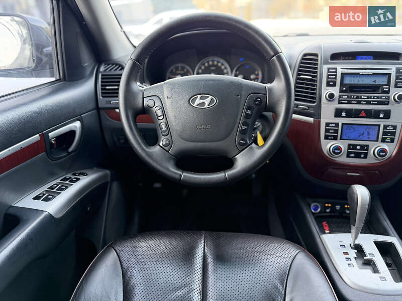 Внедорожник / Кроссовер Hyundai Santa FE 2008 в Ровно