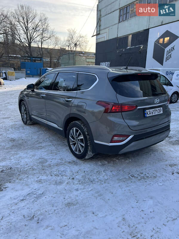 Внедорожник / Кроссовер Hyundai Santa FE 2018 в Киеве фото 7 Внедорожник / Кроссовер Hyundai Santa FE 2018 в Киеве