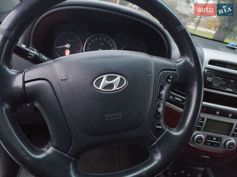 Внедорожник / Кроссовер Hyundai Santa FE 2006 в Дубно