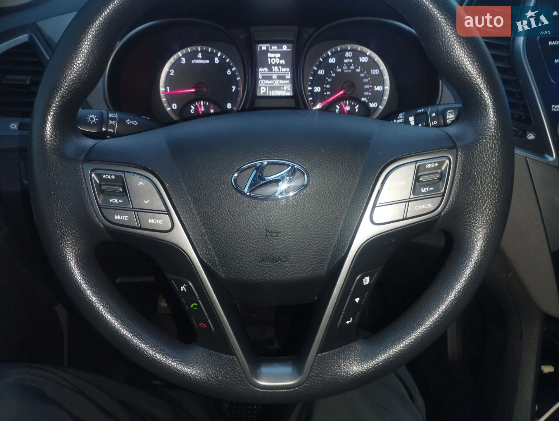 2015 Hyundai Santa Fe - мініатюра 21