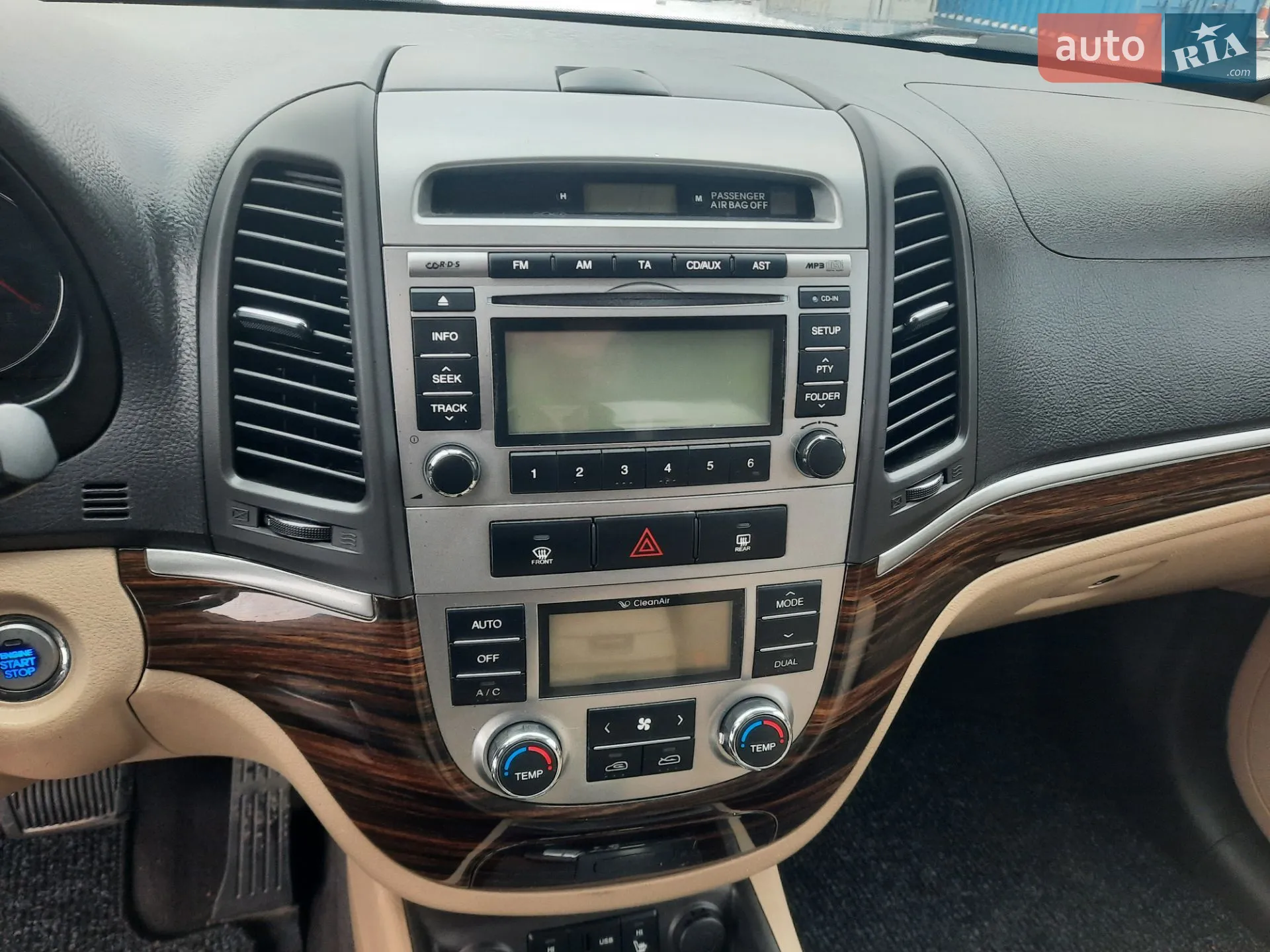 2011 Hyundai Santa Fe - мініатюра 43
