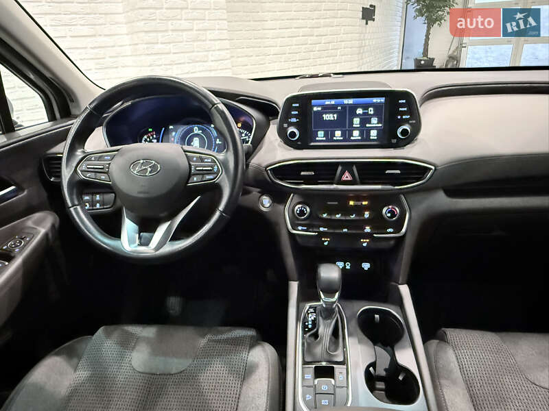 Внедорожник / Кроссовер Hyundai Santa FE 2019 в Одессе