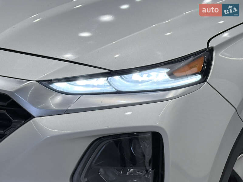 Внедорожник / Кроссовер Hyundai Santa FE 2019 в Одессе