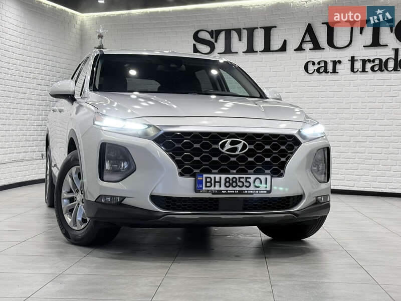 Внедорожник / Кроссовер Hyundai Santa FE 2019 в Одессе
