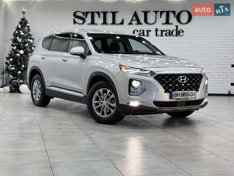 Внедорожник / Кроссовер Hyundai Santa FE 2019 в Одессе