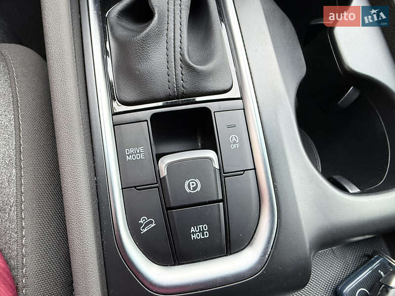 Внедорожник / Кроссовер Hyundai Santa FE 2019 в Одессе