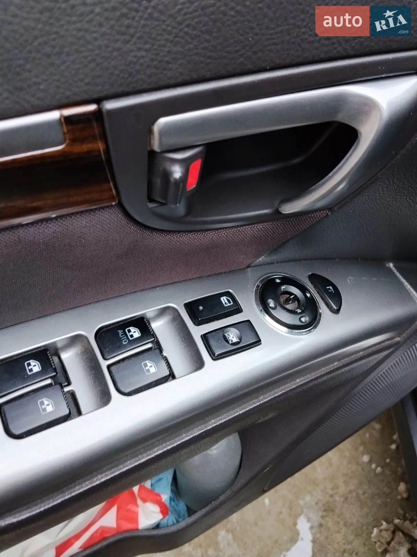 2010 Hyundai Santa Fe - мініатюра 21