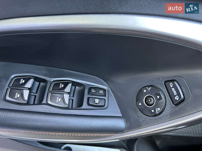 Внедорожник / Кроссовер Hyundai Santa FE 2014 в Одессе