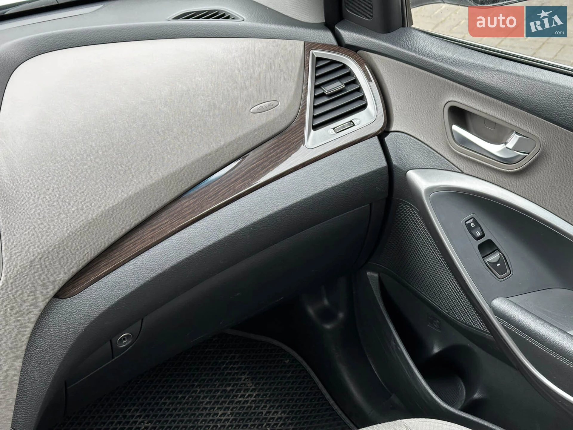 2018 Hyundai Santa Fe - мініатюра 18