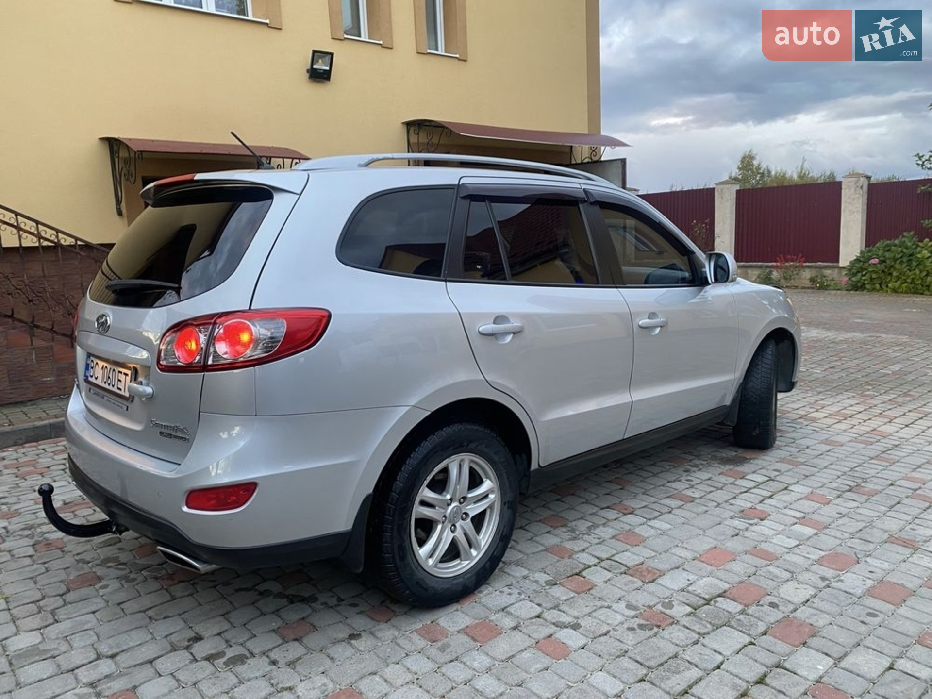 2011 Hyundai Santa Fe - мініатюра 11