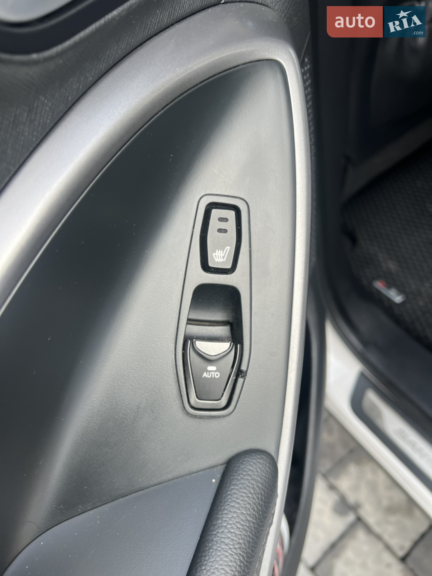 2014 Hyundai Santa Fe - мініатюра 21