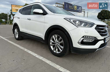 Внедорожник / Кроссовер Hyundai Santa FE 2016 в Киеве