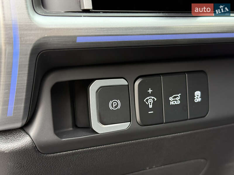 Внедорожник / Кроссовер Hyundai Santa FE 2024 в Киеве