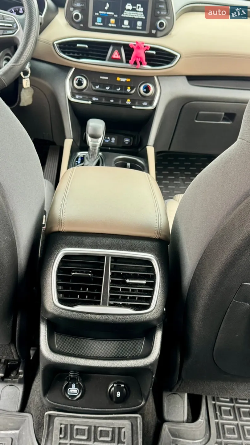 2018 Hyundai Santa Fe - мініатюра 19