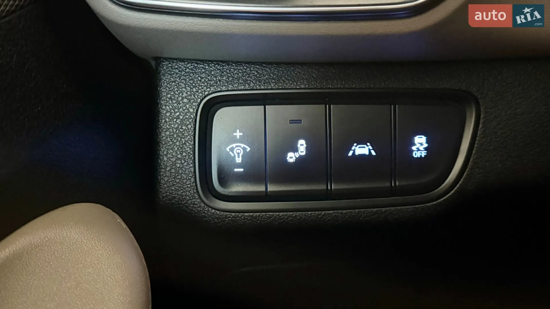 2018 Hyundai Santa Fe - мініатюра 34