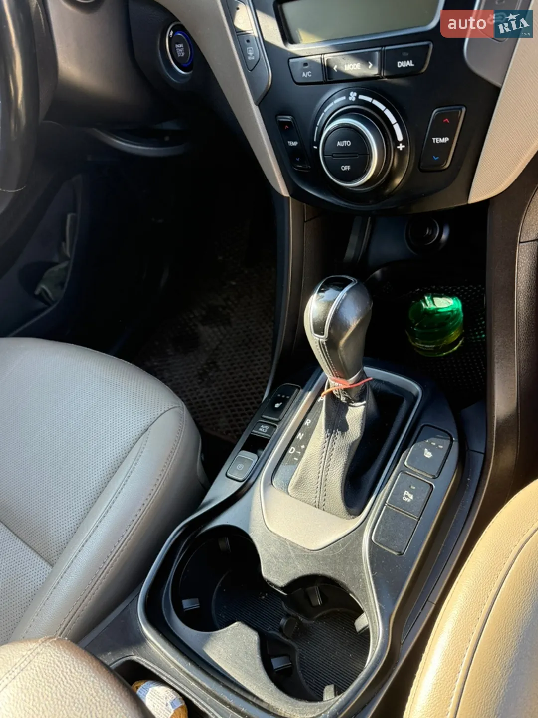2015 Hyundai Santa Fe - мініатюра 14