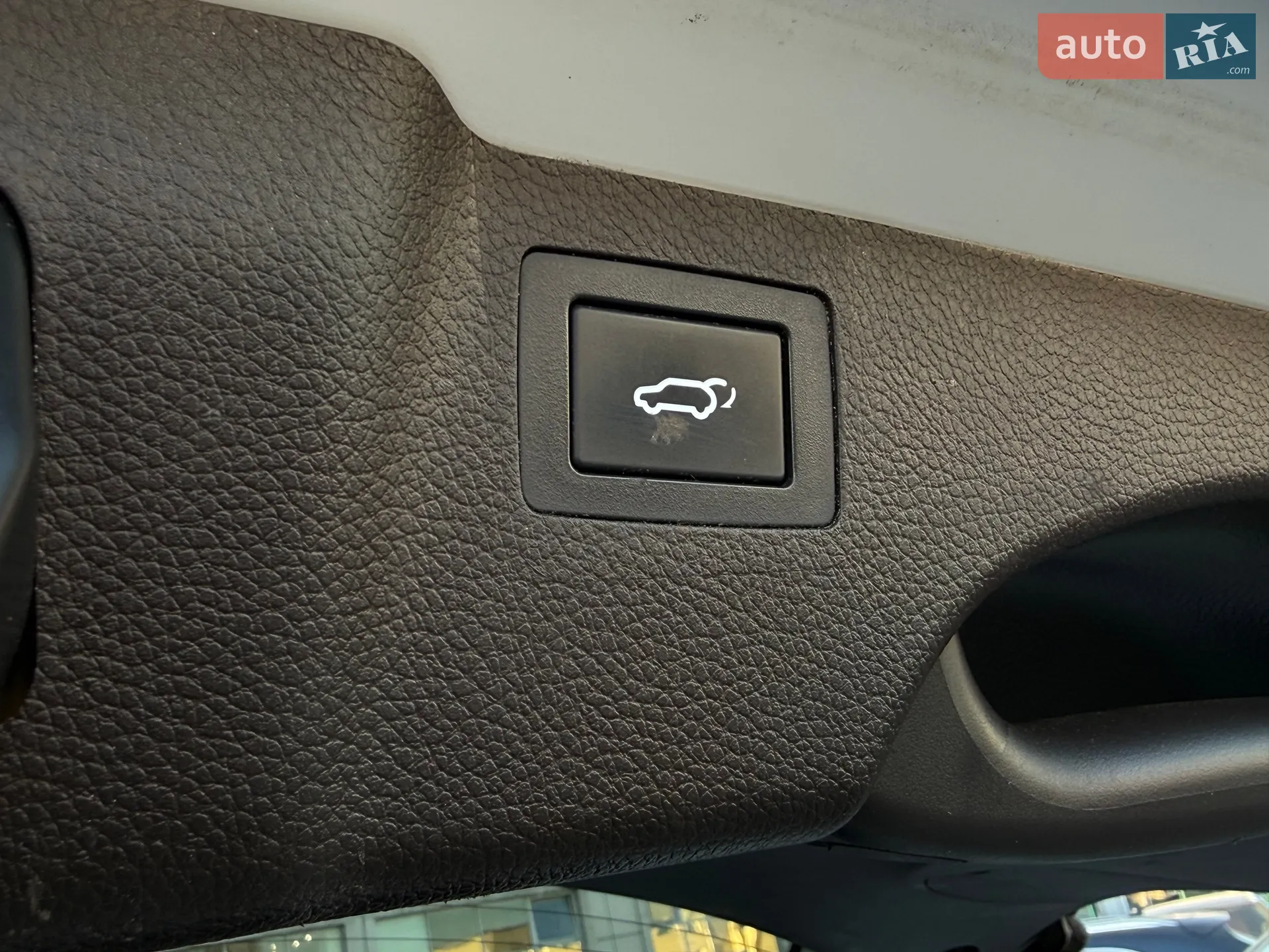 2016 Hyundai Santa Fe - мініатюра 34