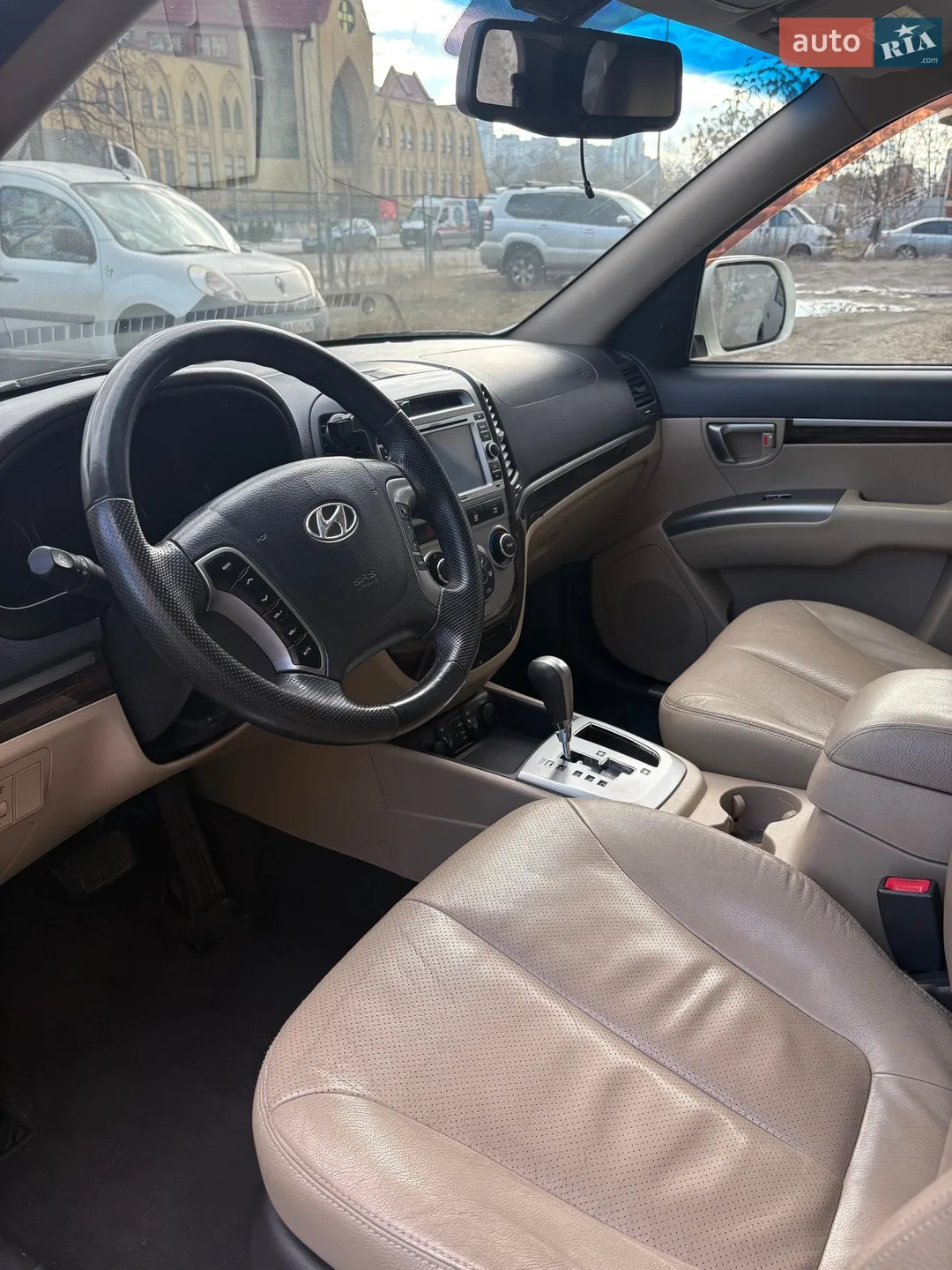 2011 Hyundai Santa Fe - мініатюра 14