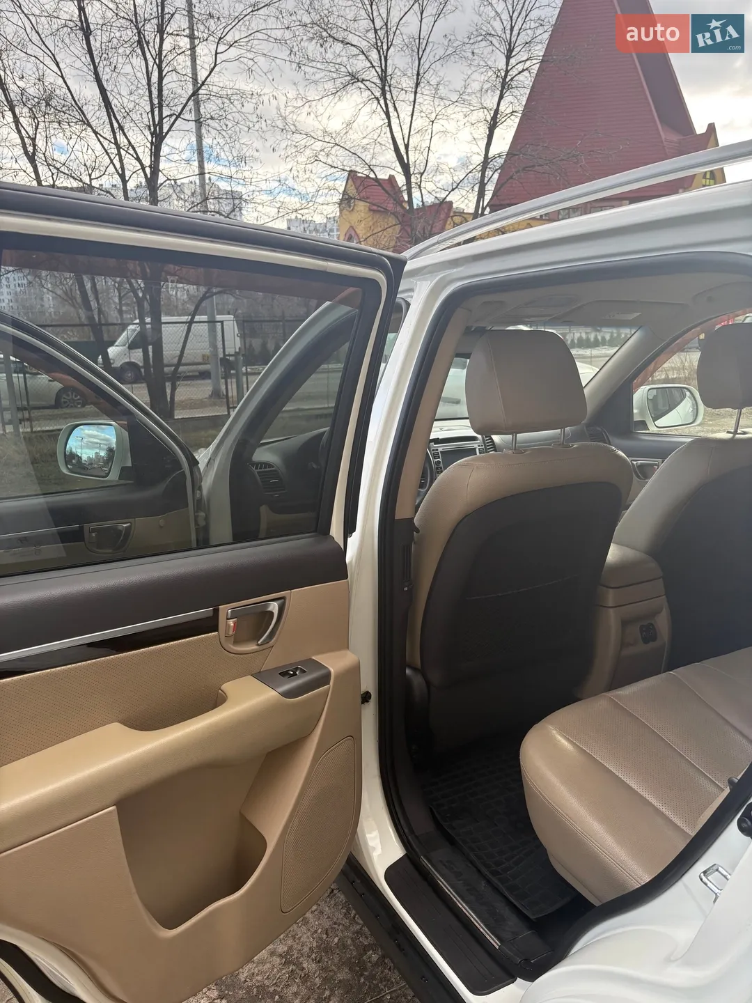 2011 Hyundai Santa Fe - мініатюра 20